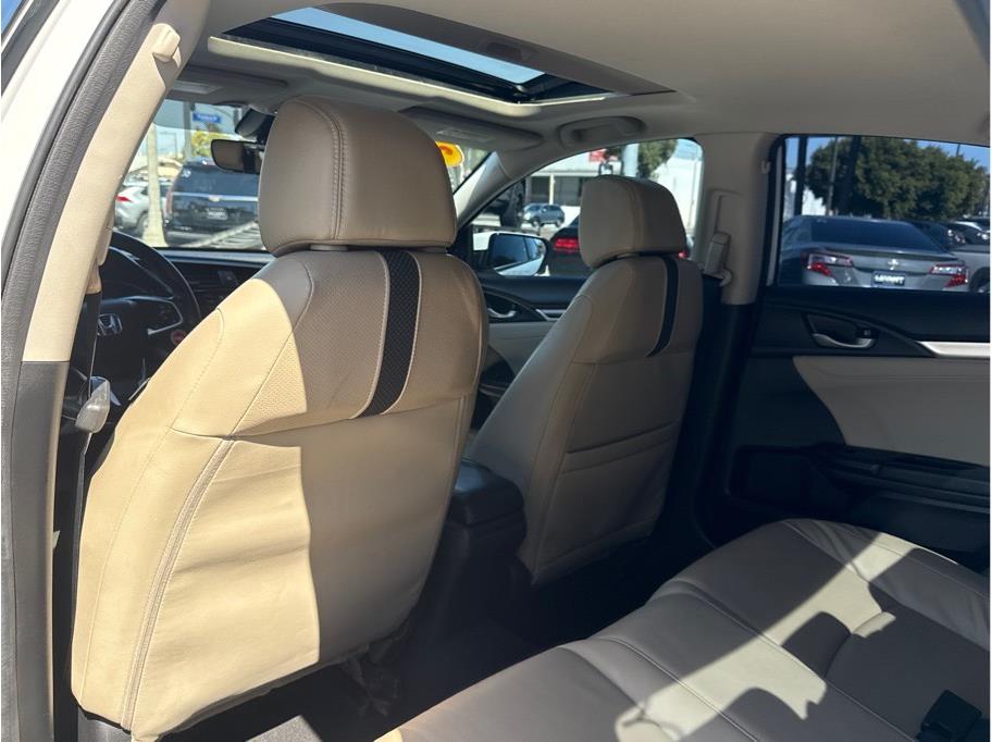 2021 Honda Civic EX-L - Photo 24