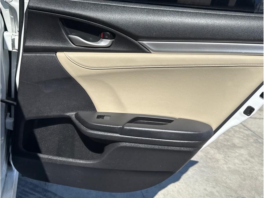 2021 Honda Civic EX-L - Photo 26