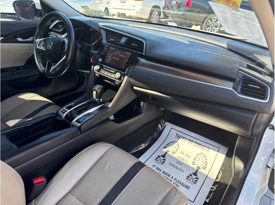 2021 Honda Civic EX-L - Photo 30