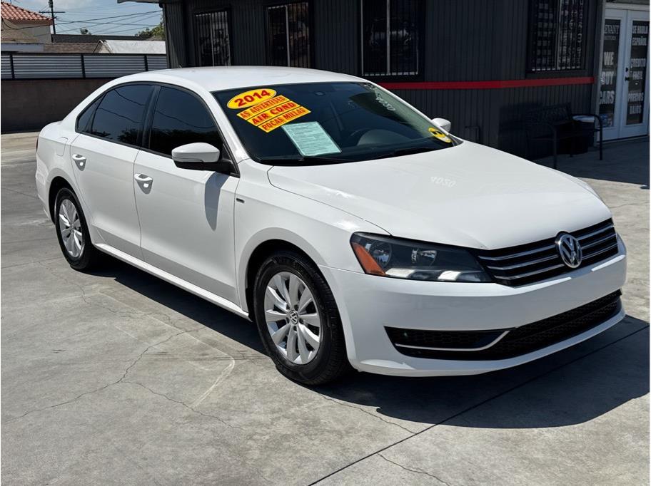 2014 Volkswagen Passat Wolfsbug Edition