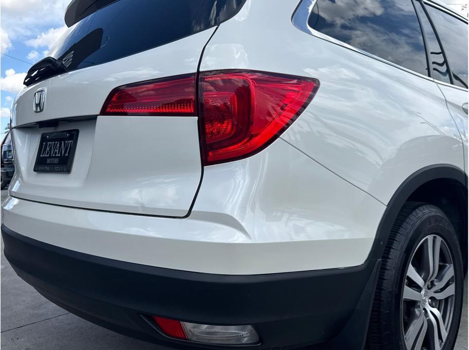 2018 Honda Pilot EX-L - Photo 10
