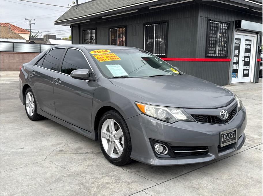 2014 Toyota Camry SE