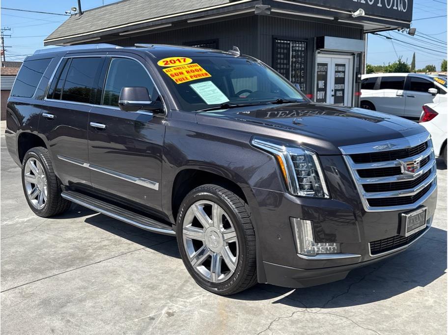 2017 Cadillac Escalade AWD Luxury's photo
