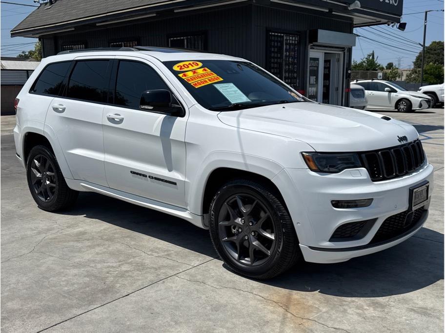 2019 Jeep Grand Cherokee from Levant Motors