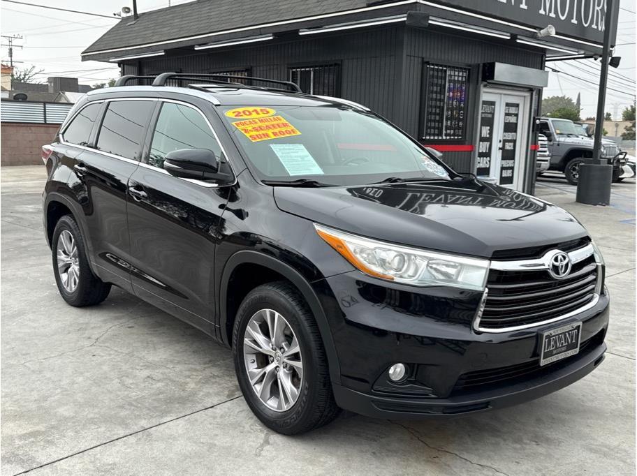 2015 Toyota Highlander XLE's photo
