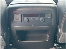 Vehicle Thumb #41