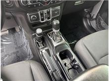Vehicle Thumb #37