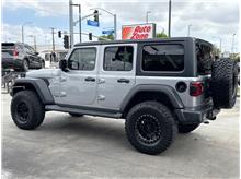 Vehicle Thumb #45