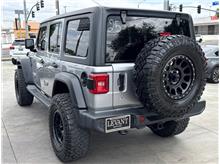 Vehicle Thumb #5