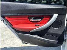 Vehicle Thumb #20