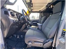 Vehicle Thumb #15