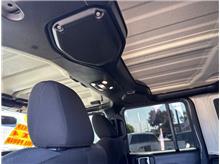 Vehicle Thumb #34