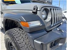 Vehicle Thumb #37