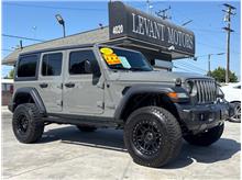 Vehicle Thumb #47