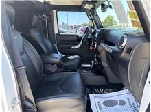 Vehicle Thumb #47