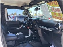 Vehicle Thumb #48