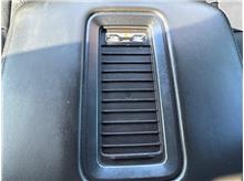 Vehicle Thumb #30