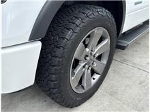 Vehicle Thumb #9
