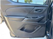 Vehicle Thumb #17