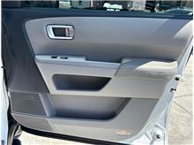 Vehicle Thumb #34