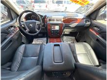 Vehicle Thumb #40