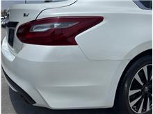 Vehicle Thumb #12