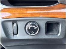 Vehicle Thumb #43