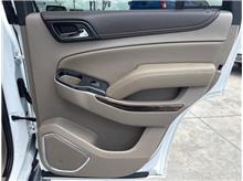 Vehicle Thumb #38