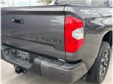 Vehicle Thumb #12