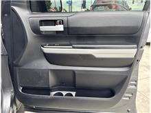Vehicle Thumb #22
