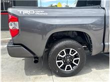 Vehicle Thumb #44