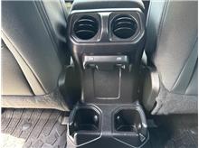 Vehicle Thumb #34