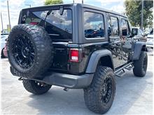 Vehicle Thumb #7