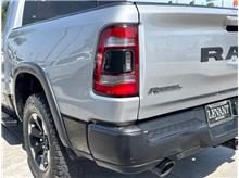 Vehicle Thumb #11
