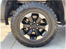 Vehicle Thumb #13