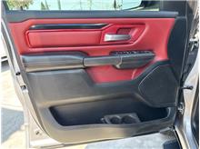 Vehicle Thumb #14