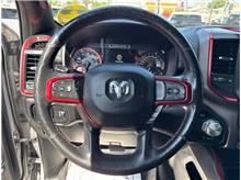 Vehicle Thumb #26