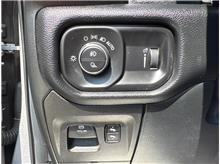 Vehicle Thumb #41