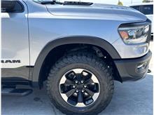 Vehicle Thumb #45