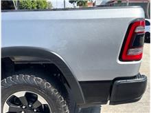 Vehicle Thumb #49