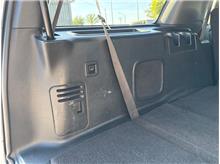 Vehicle Thumb #43