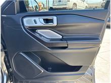 Vehicle Thumb #29