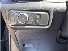 Vehicle Thumb #39