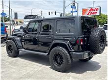 Vehicle Thumb #42