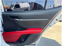 Vehicle Thumb #29