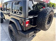 Vehicle Thumb #12