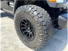 Vehicle Thumb #14