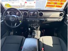 Vehicle Thumb #28