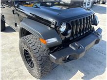 Vehicle Thumb #9