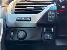 Vehicle Thumb #21